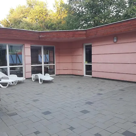 Boruzs Apartment *